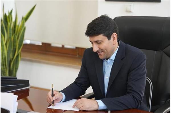 ICT Minister stresses role of Iran Post Co. smart services in digital economy